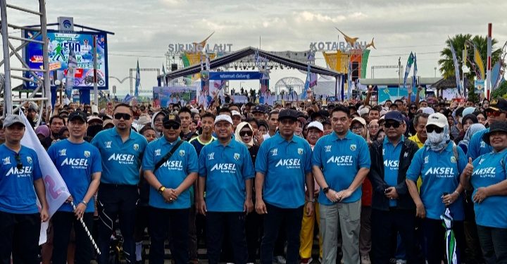 Pemkab Kotabaru Bersama Bank KalSel Gelar Fun Walk di HUT ke-75