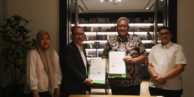 Lobi Gubernur Suhardi Duka, Batik Air Kembali Layani Rute Mamuju-Makassar 3 Kali Seminggu