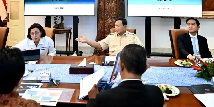 Presiden Prabowo Ingin Bansos Diberikan Tepat Sasaran Sesuai DTSEN