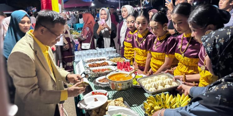 Malam Kemeriahan Pesta Rakyat Balanipa: Kuliner Tradisional dan Semangat Kebangsaan
