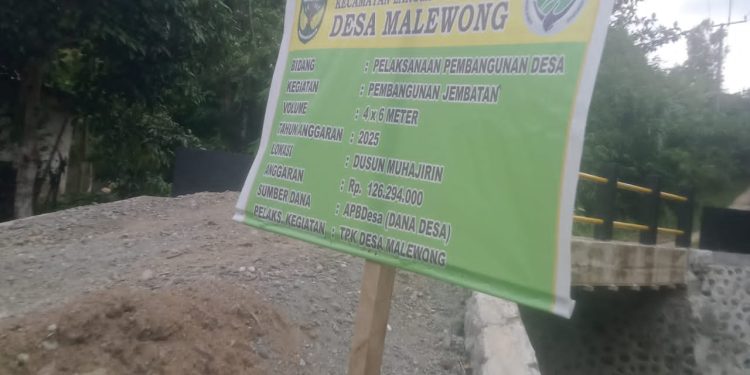 Pembangunan Jembatan Desa Malewong Disorot, Aktivis Siap Laporkan ke APH ” Ini Menjadi Pintu Masuk”