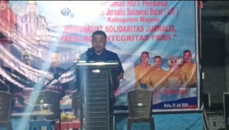 Hadiri HUT Perdana DPW IJS Majene, Bupati: “Dua Periode Menjabat, Baru Kali Ini Saya Hadiri Ulang Tahun Organisasi Wartawan”