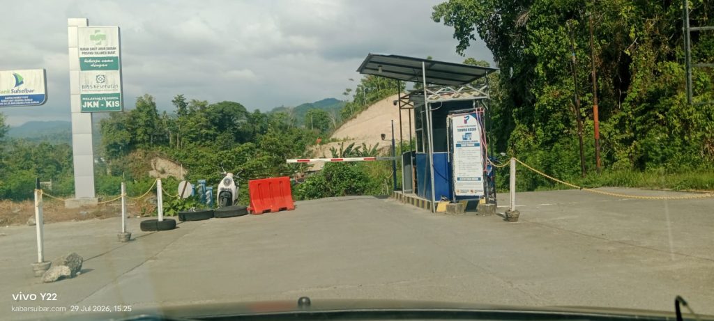 Warga Soroti Pengelolaan Parkir RSUD Regional Sulbar, Minta Transparansi dan Evaluasi Menyeluruh