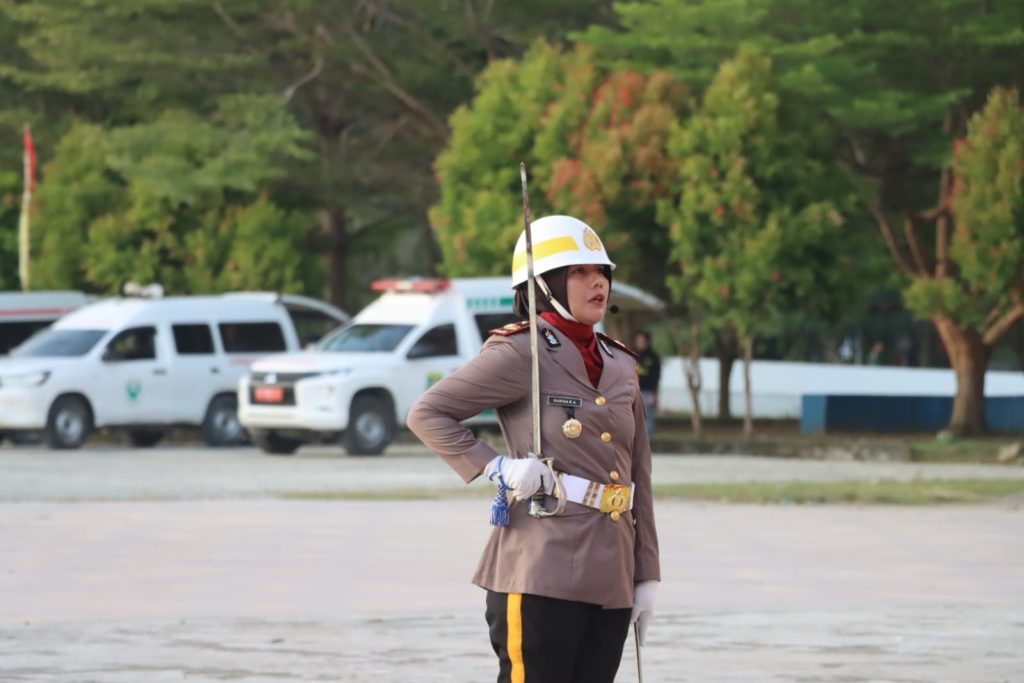 Sejarah Baru di Pasangkayu, Polwan Cantik Jadi Komandan Upacara HUT RI ke-81