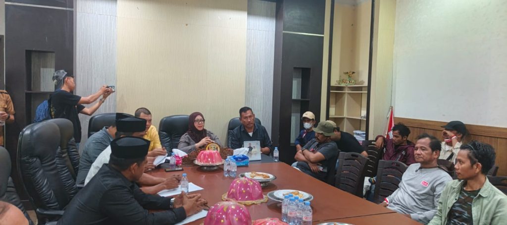 Dugaan Ketidaksesuaian Sertifikat Tanah, Kantor Pertanahan Mateng Terima Aspirasi GMNI dan Masyarakat