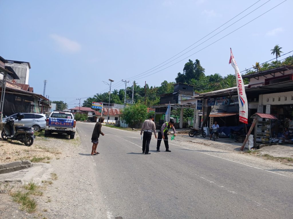 Gara-gara Menoleh ke Kiri, Dua Pemotor Terkapar di Baras
